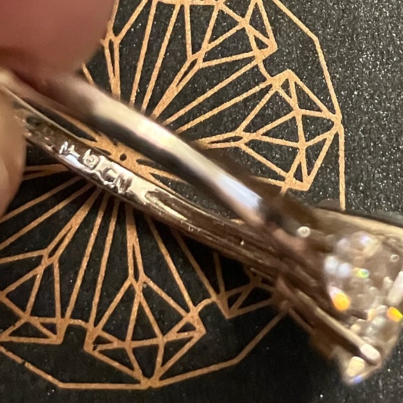 QVC Moissanite 1.45ct 3 stone silver ring size 7 - Picture 11 of 12